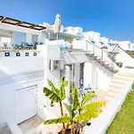 Nausica Villa *