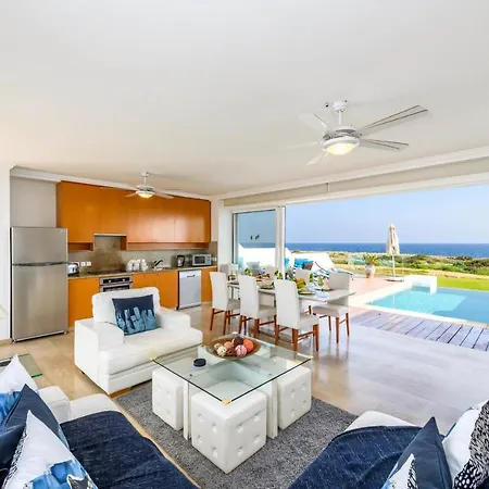 וילה Nausica פרוטאראס